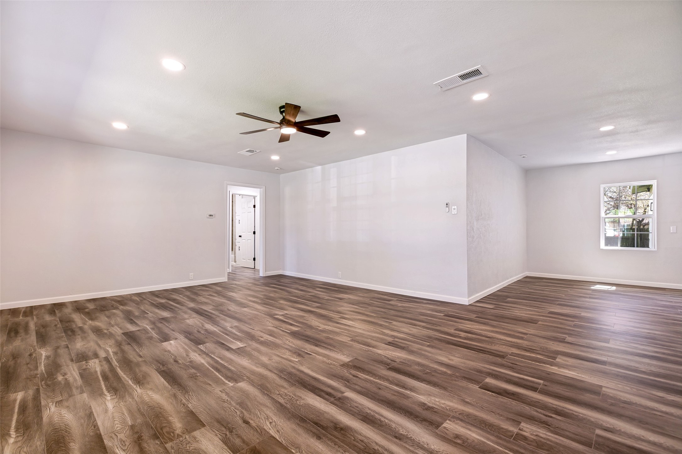 1706 E Garnett Street Gainesville TX 76240