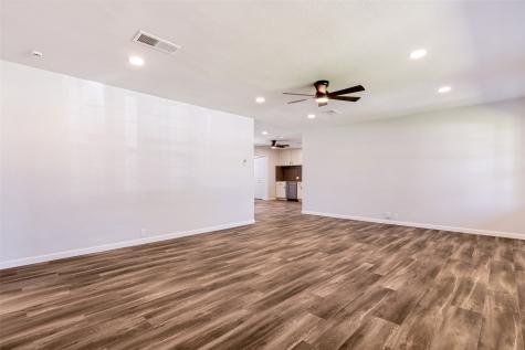 1706 E Garnett Street Gainesville TX 76240