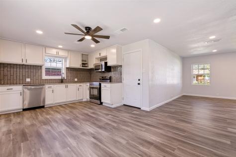 1706 E Garnett Street Gainesville TX 76240
