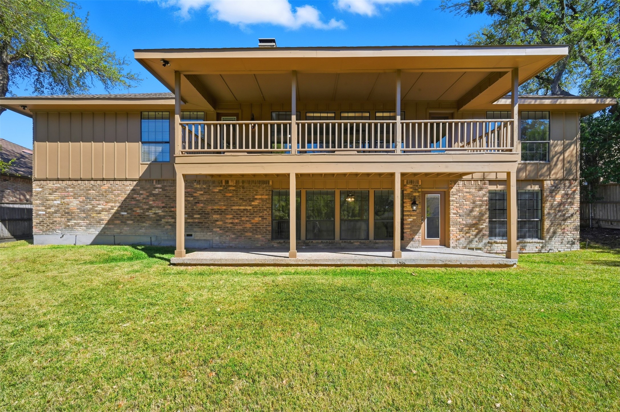 205 Yacht Club Drive Rockwall TX 75032