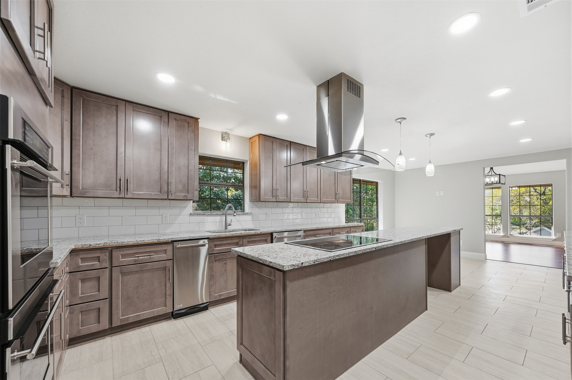 205 Yacht Club Drive Rockwall TX 75032