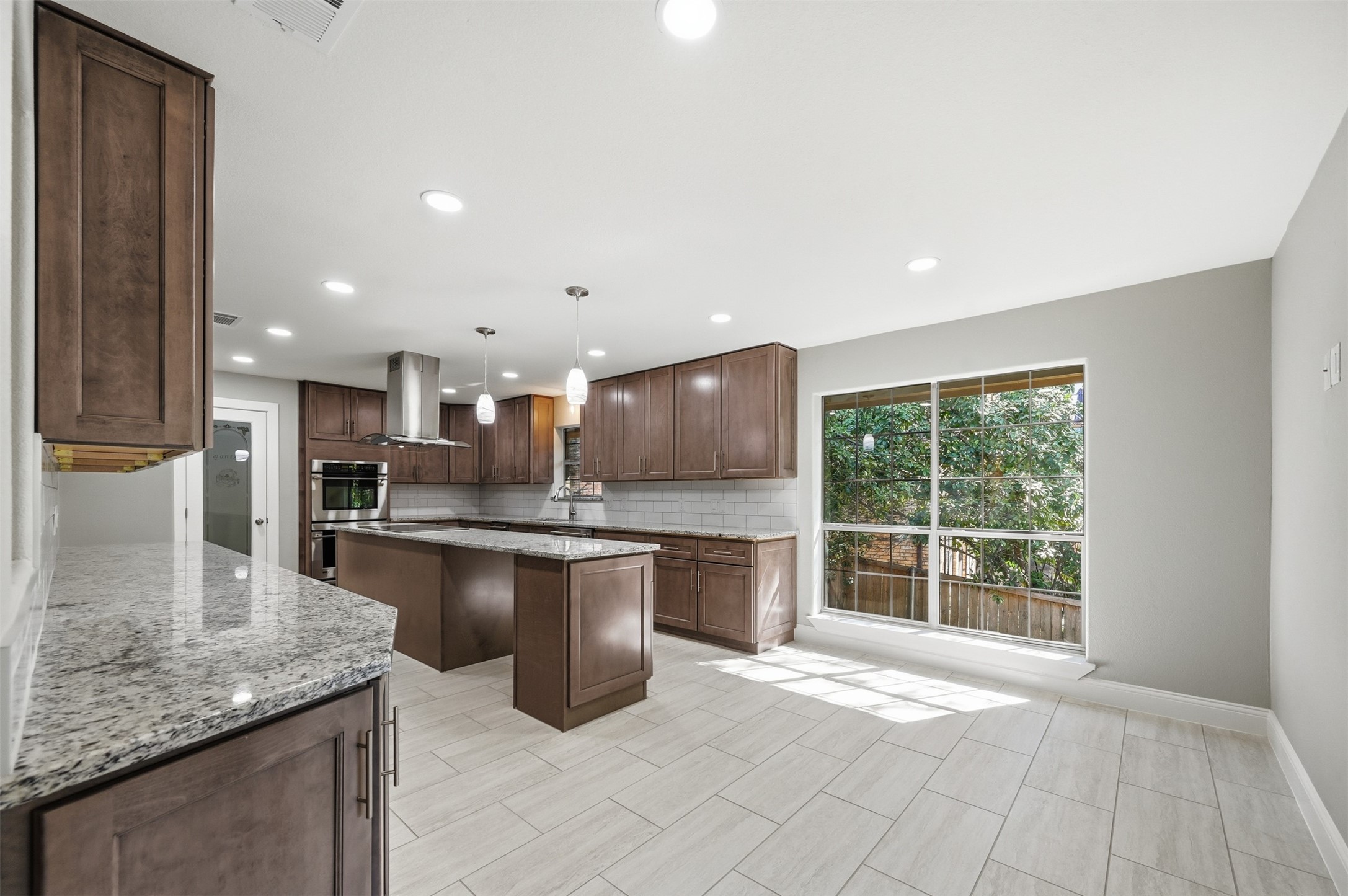 205 Yacht Club Drive Rockwall TX 75032