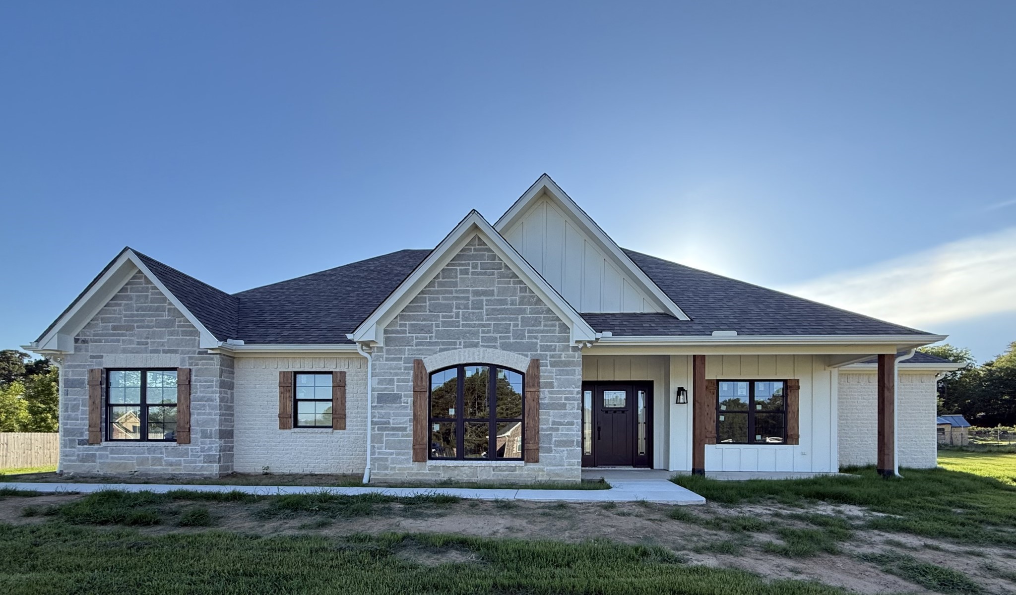 202 Rs County Road 1189 Emory TX 75440