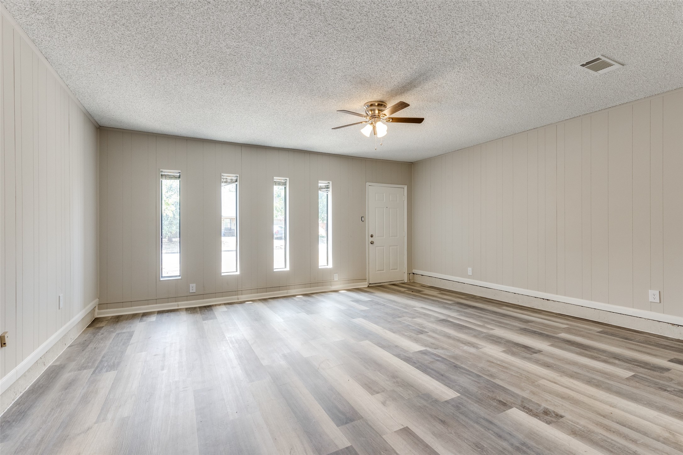 1541 Cloverdale Drive Fort Worth TX 76134