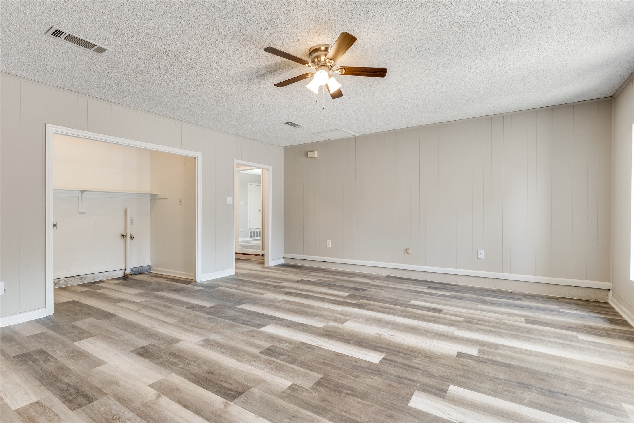 1541 Cloverdale Drive Fort Worth TX 76134