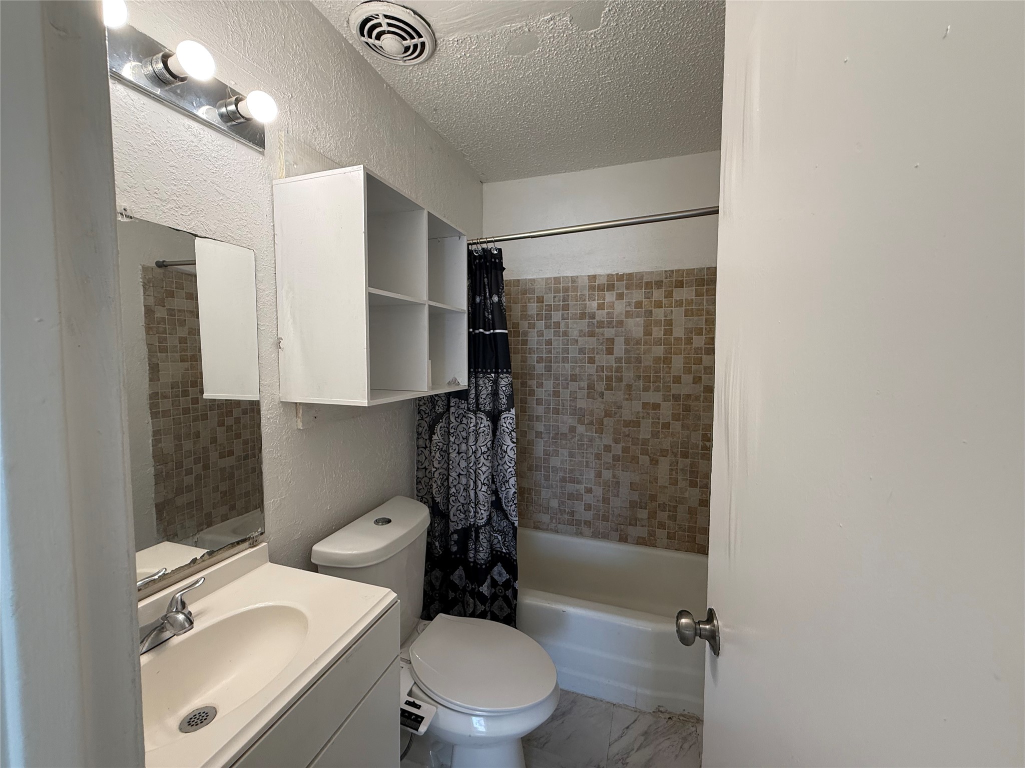 3716 Olney Court Dallas TX 75241