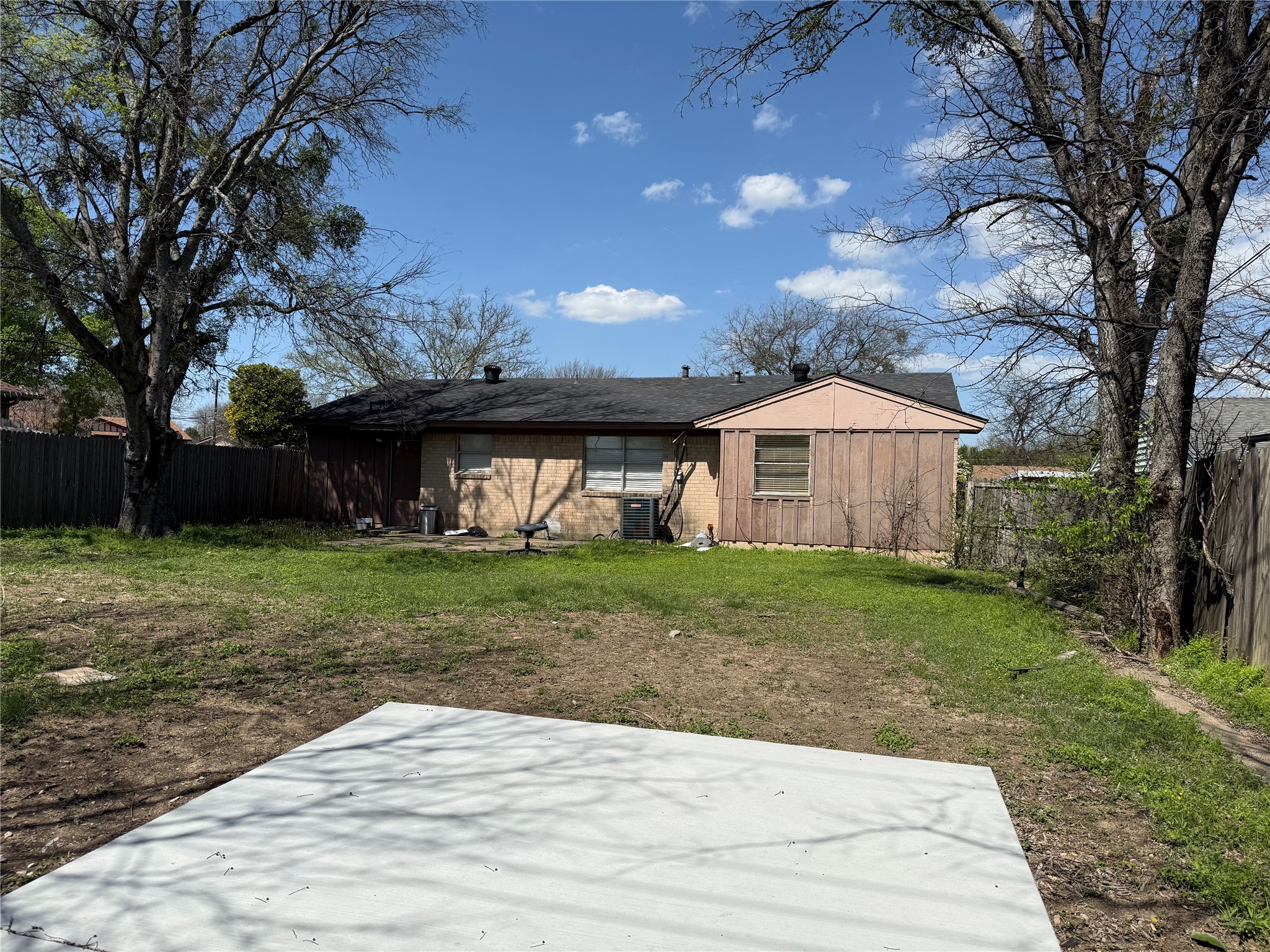 3716 Olney Court Dallas TX 75241