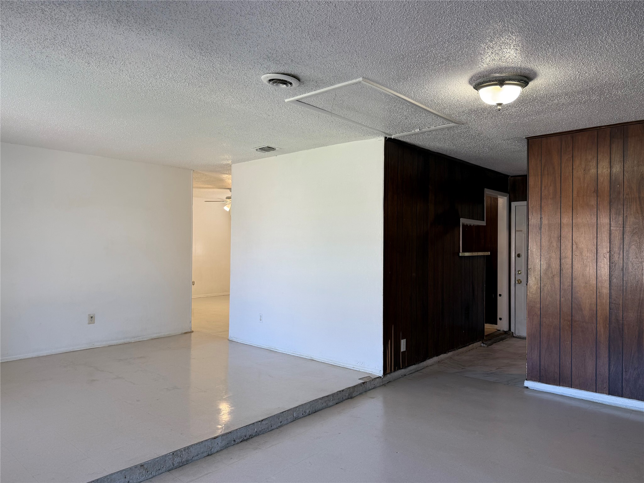 3716 Olney Court Dallas TX 75241
