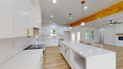911 Van Winkle Street Weatherford TX 76086