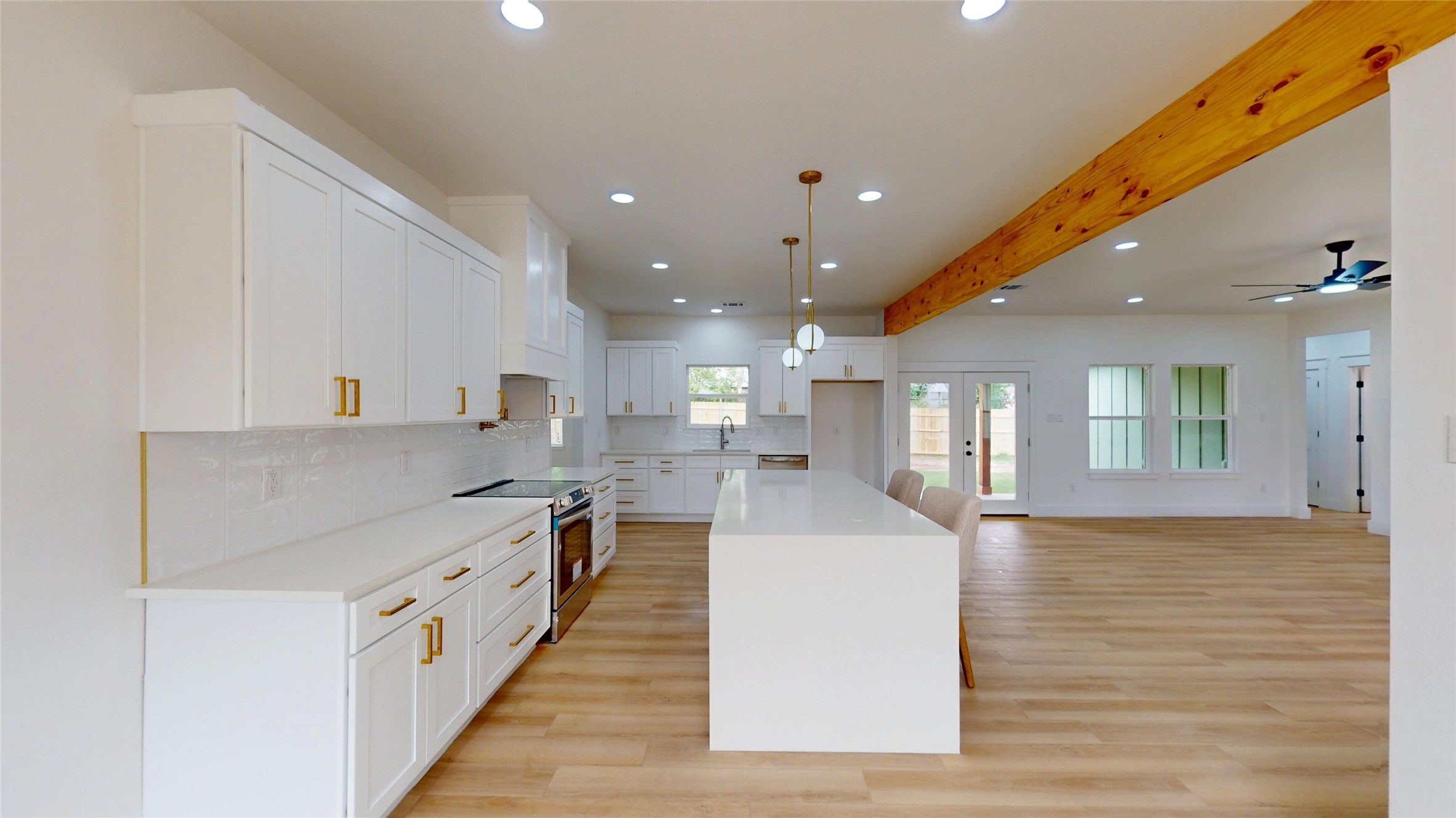 911 Van Winkle Street Weatherford TX 76086