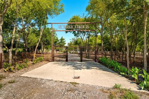 1431 Fm 85 Ennis TX 75119