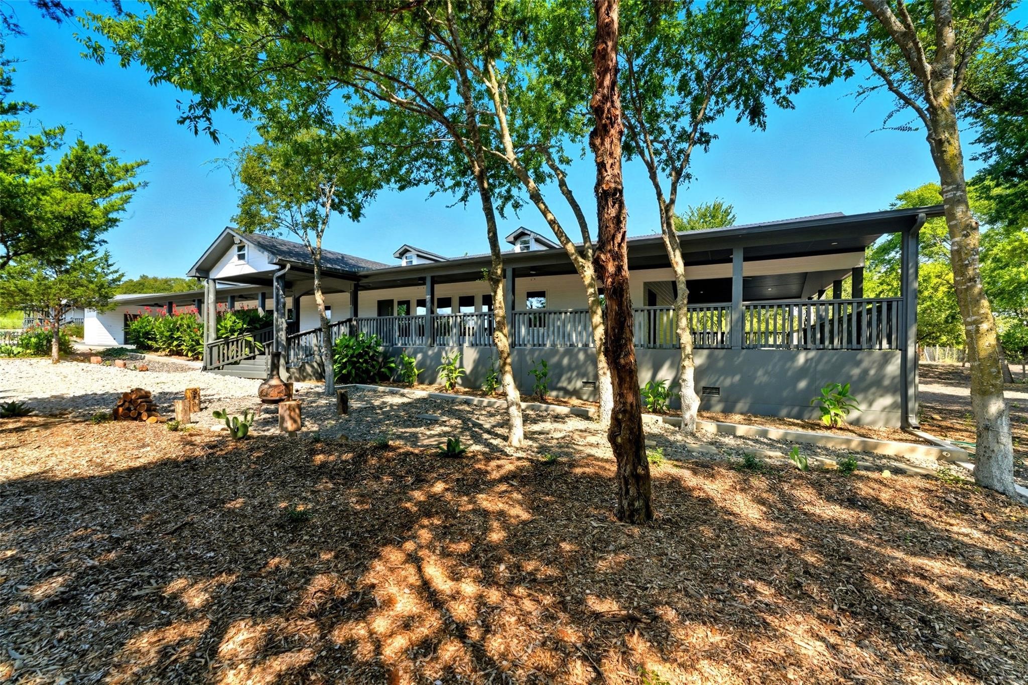 1431 Fm 85 Ennis TX 75119