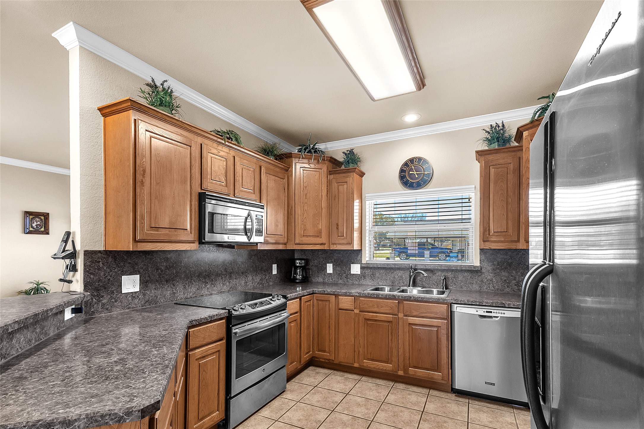 300 W Mcafee Street Mabank TX 75147