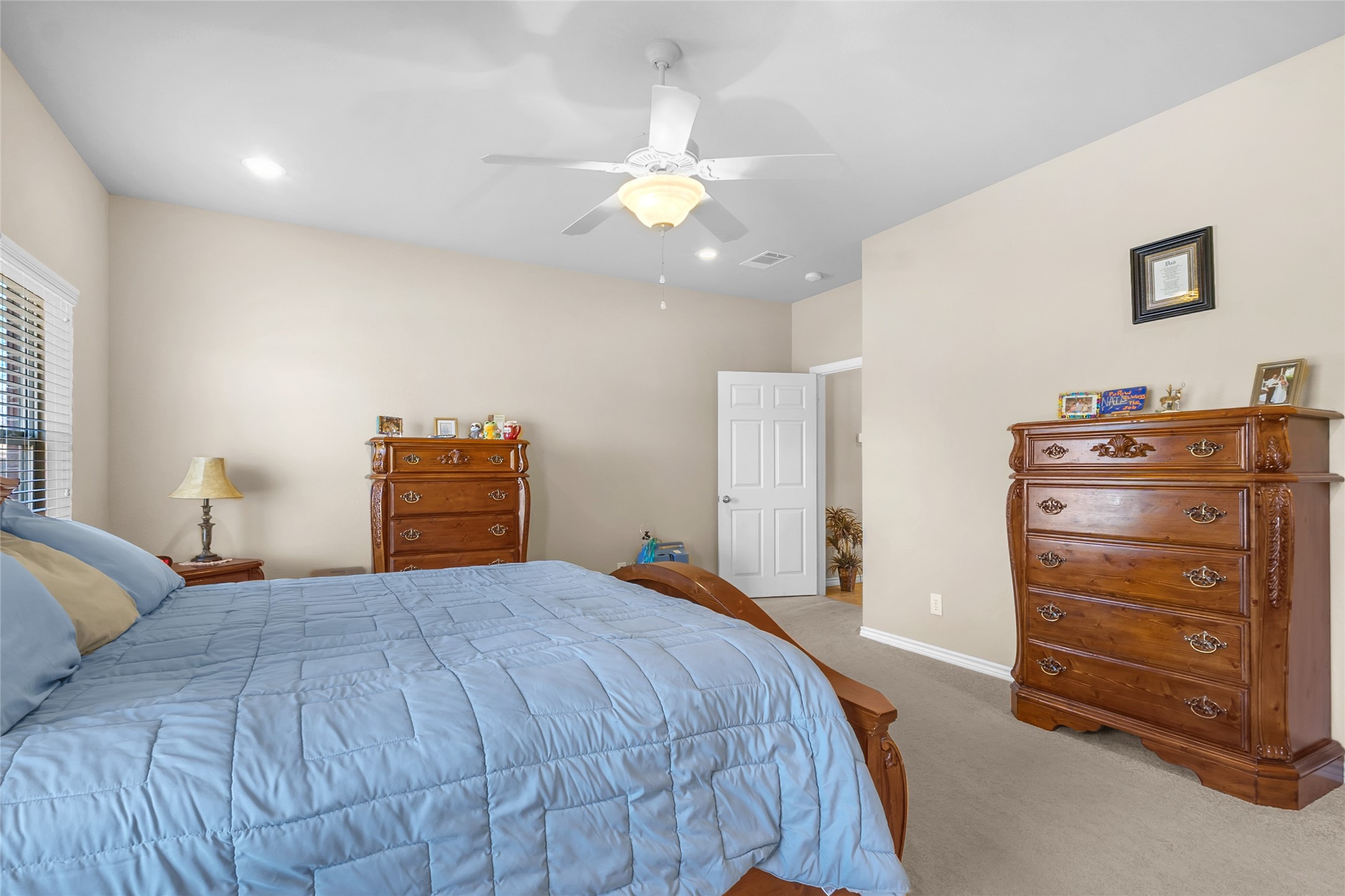 300 W Mcafee Street Mabank TX 75147