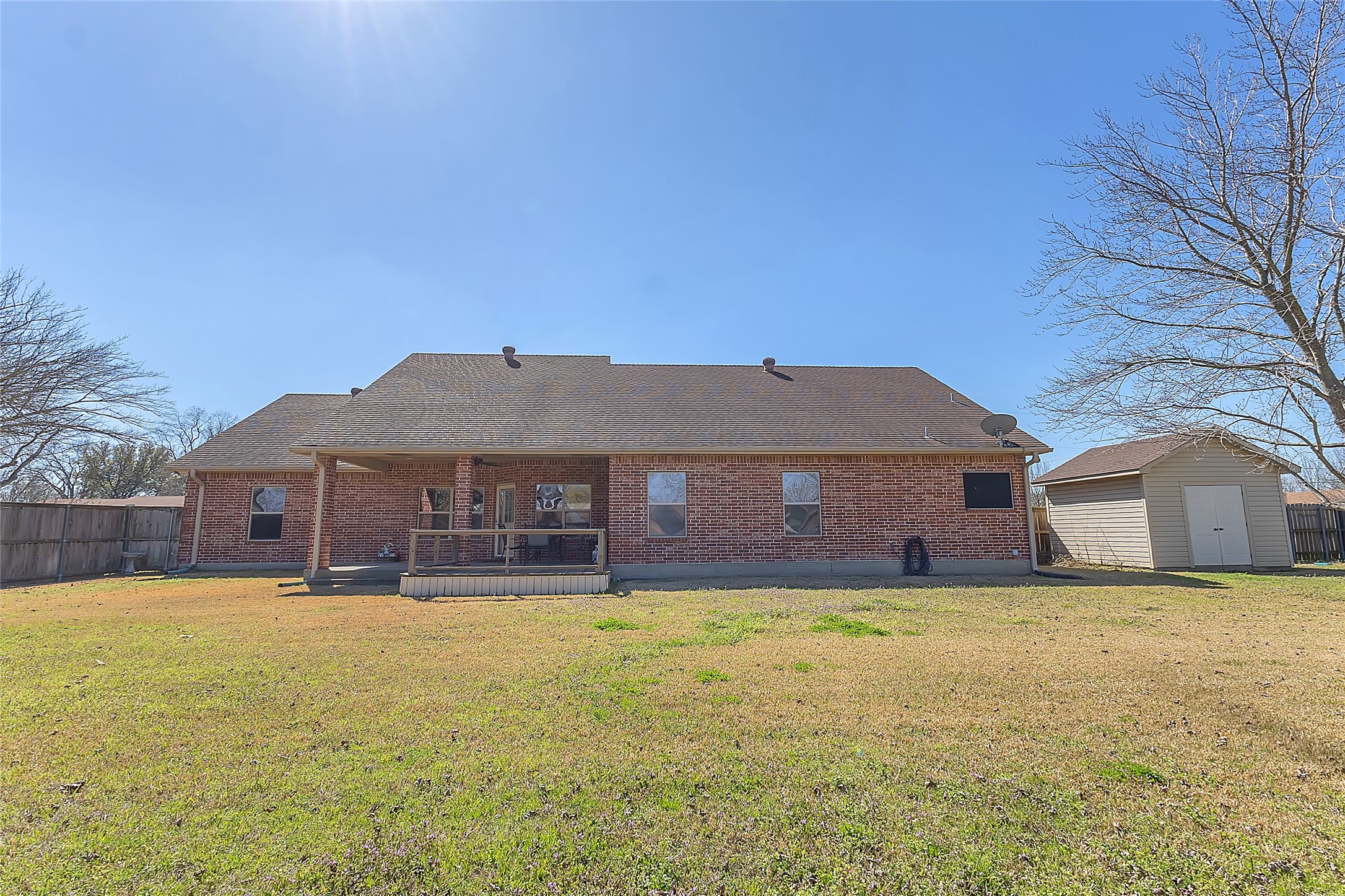 300 W Mcafee Street Mabank TX 75147