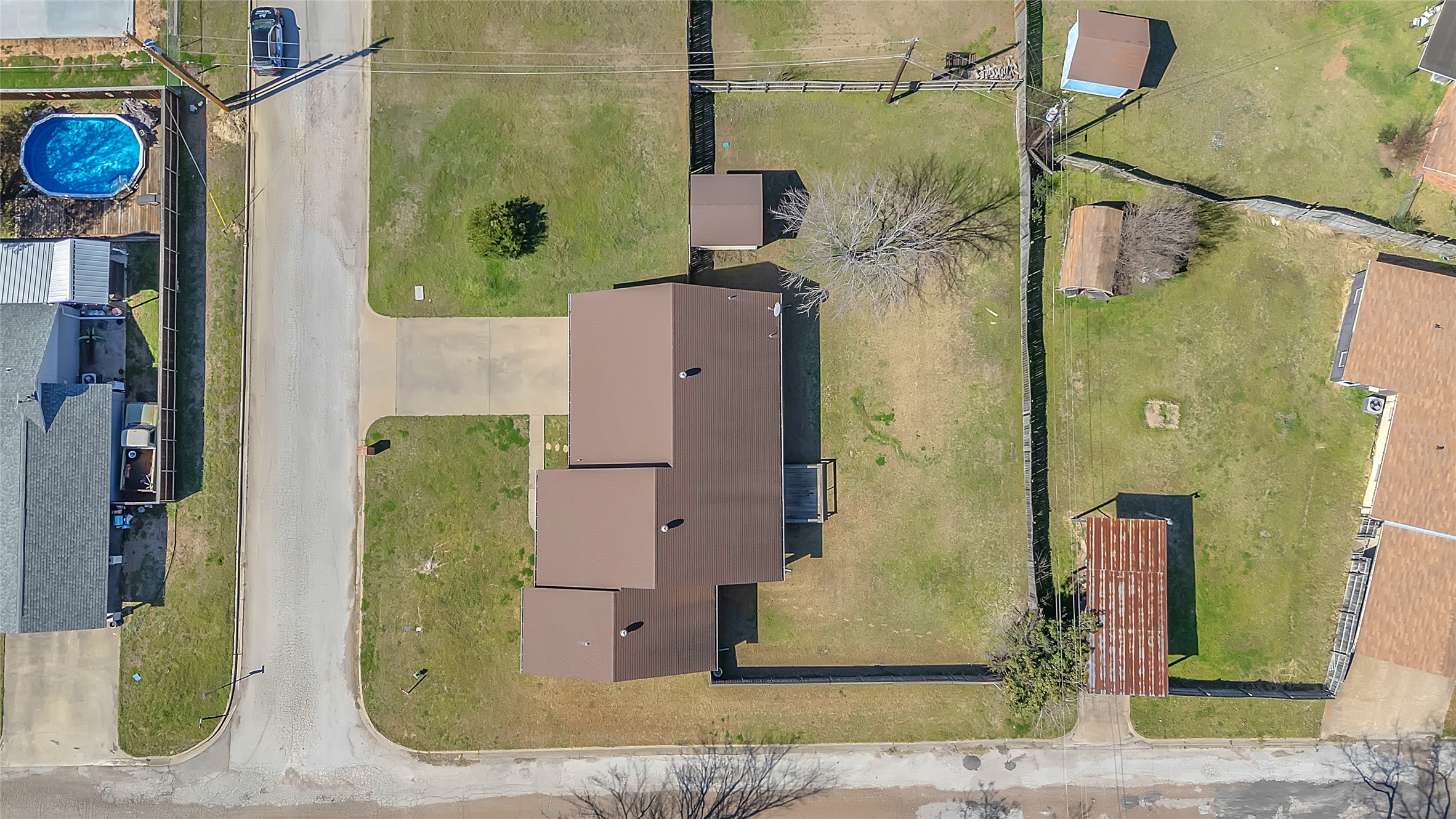 300 W Mcafee Street Mabank TX 75147