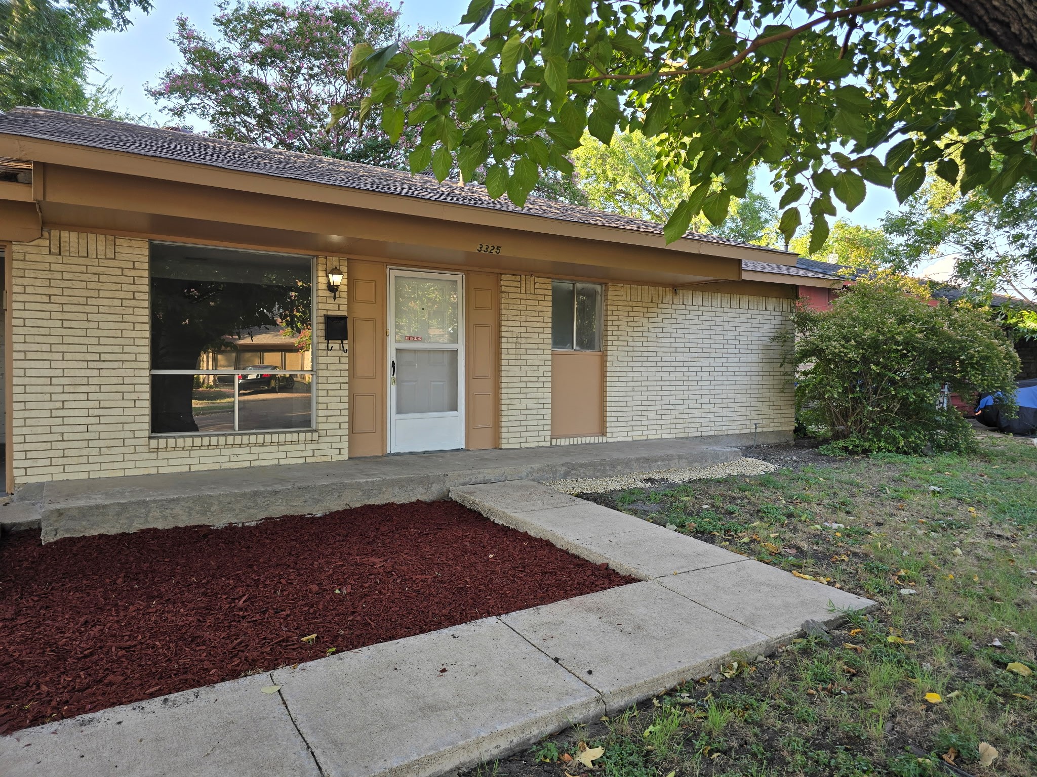 3325 Lariat Lane Garland TX 75042