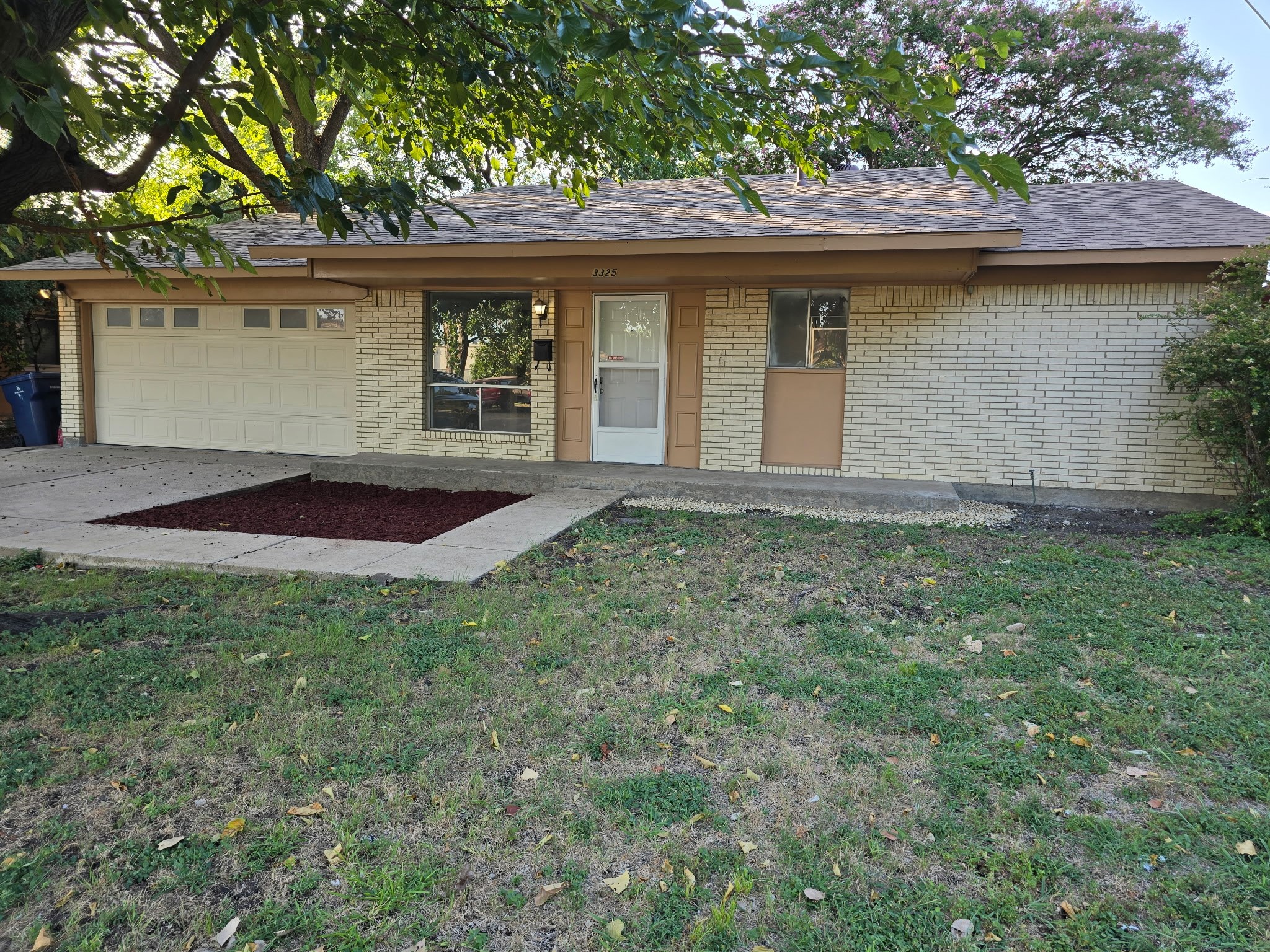 3325 Lariat Lane Garland TX 75042