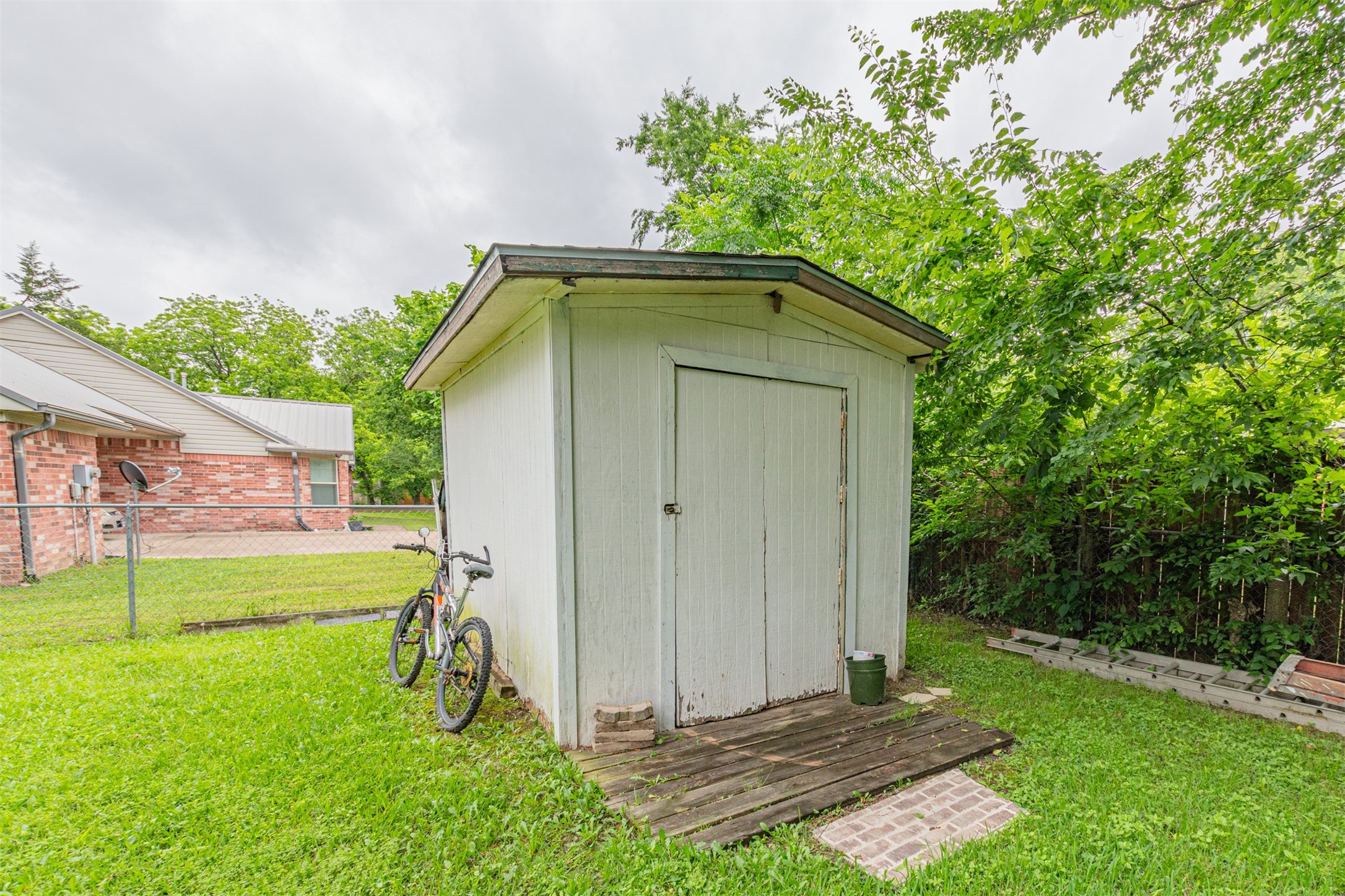 407 W 4th Street Kaufman TX 75142
