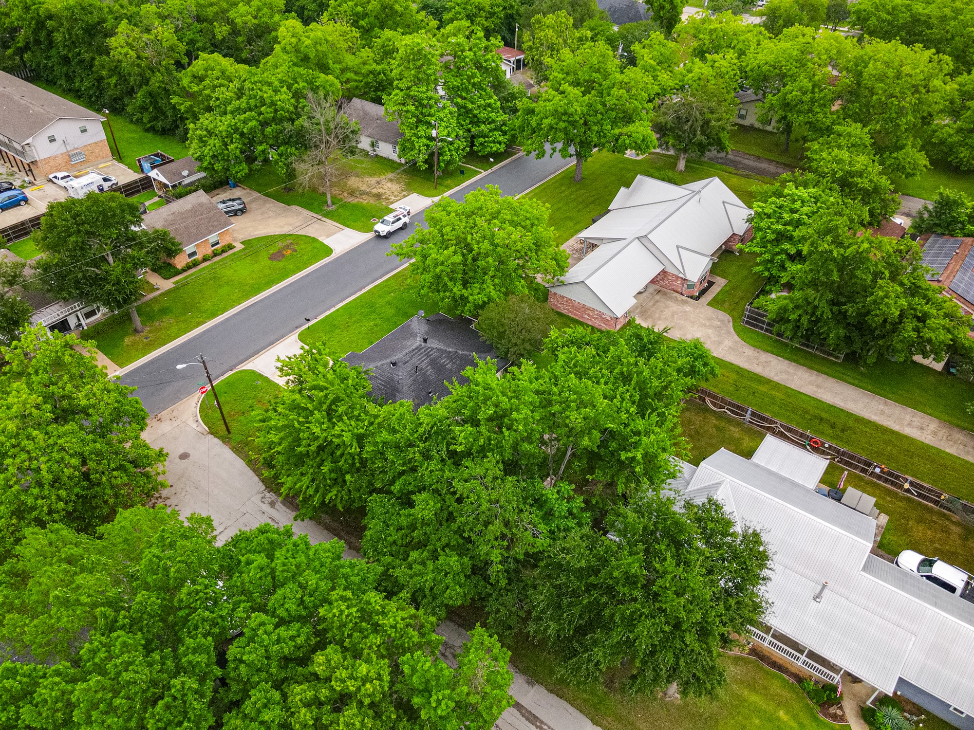 407 W 4th Street Kaufman TX 75142