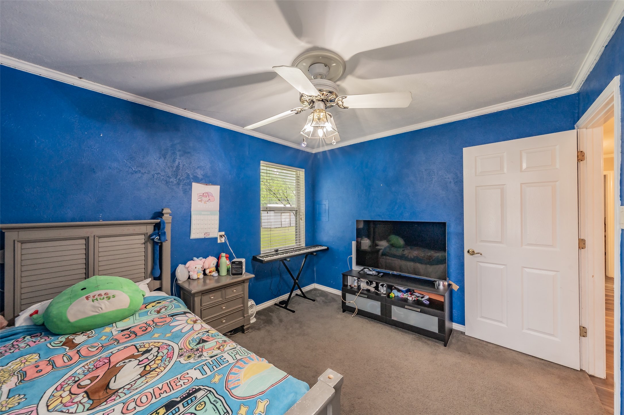 1009 Zelda Hurst TX 76053