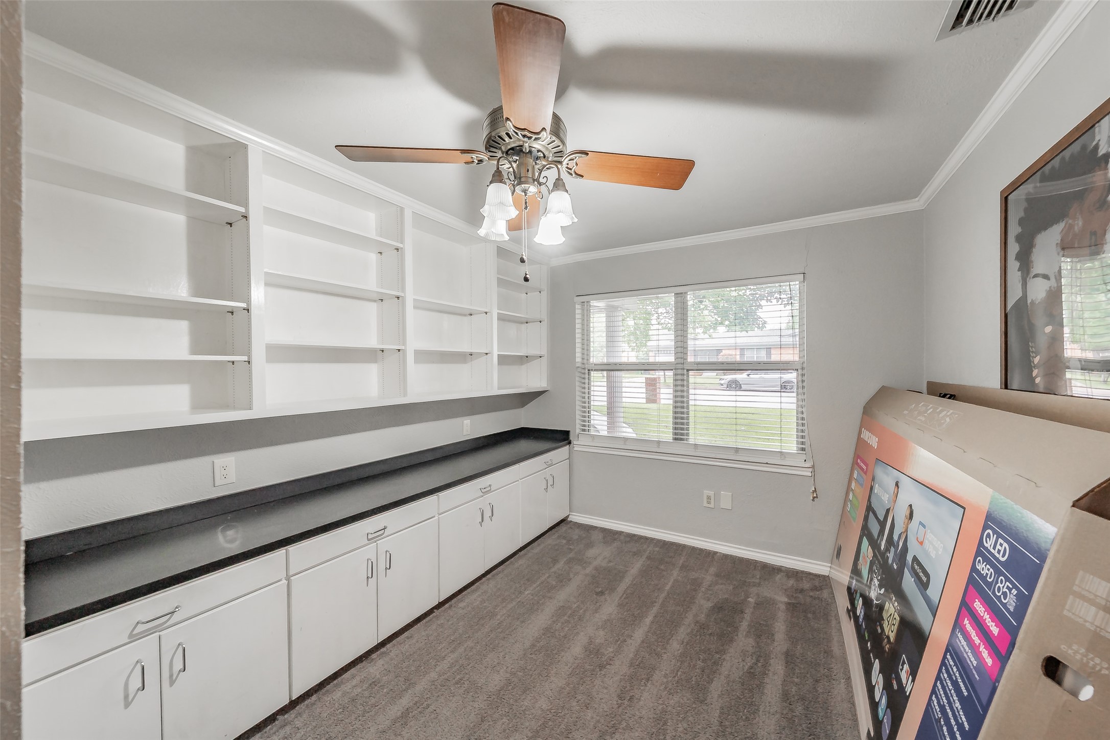 1009 Zelda Hurst TX 76053