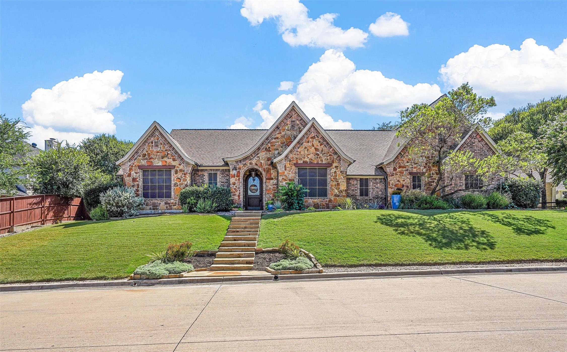 201 Autumnwood Drive Aledo TX 76008