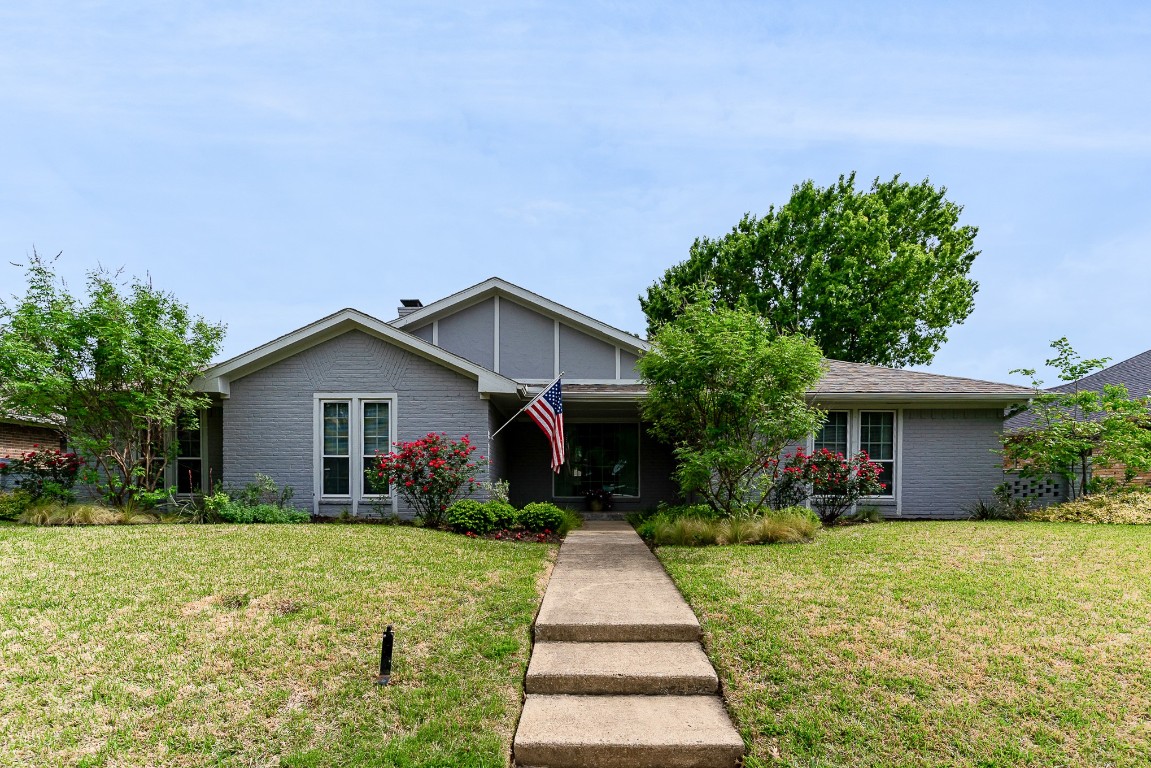 2242 Woodcreek Carrollton TX 75006