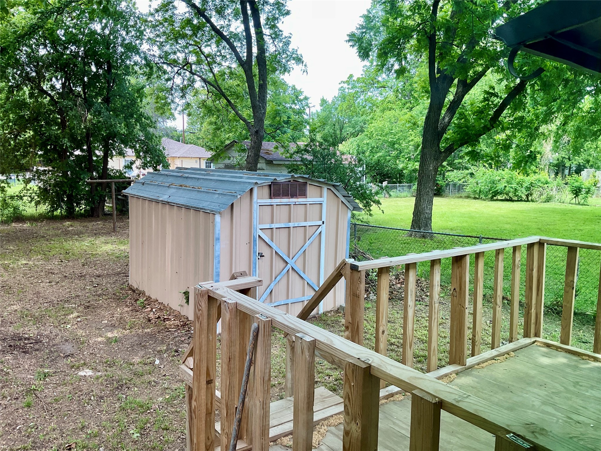 1109 N Howeth Street Gainesville TX 76240