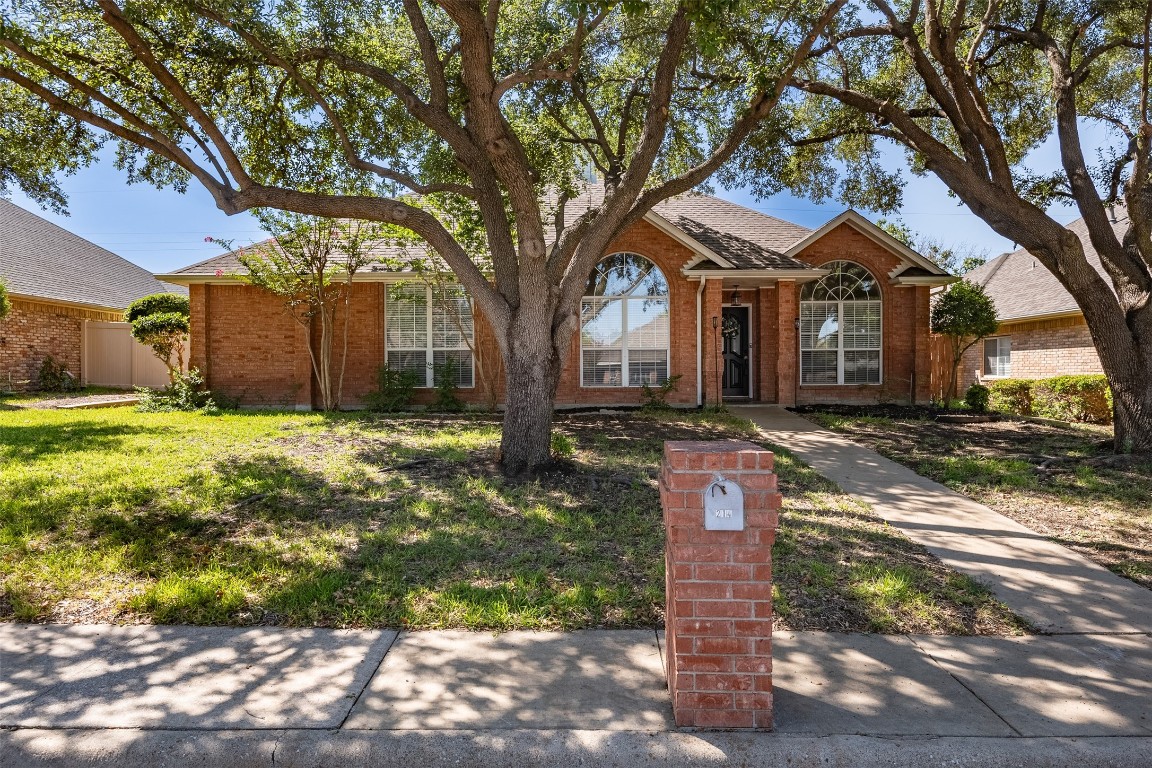 214 Santa Fe Trail Waxahachie TX 75165
