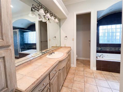 4201 Bluff View Drive Granbury TX 76048