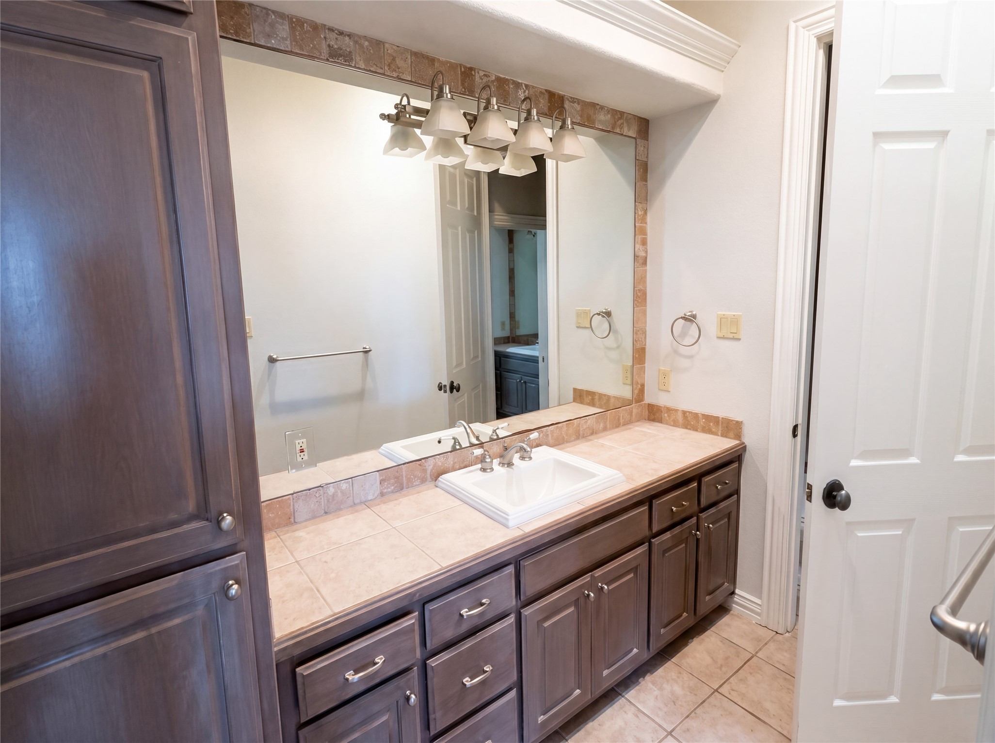 4201 Bluff View Drive Granbury TX 76048