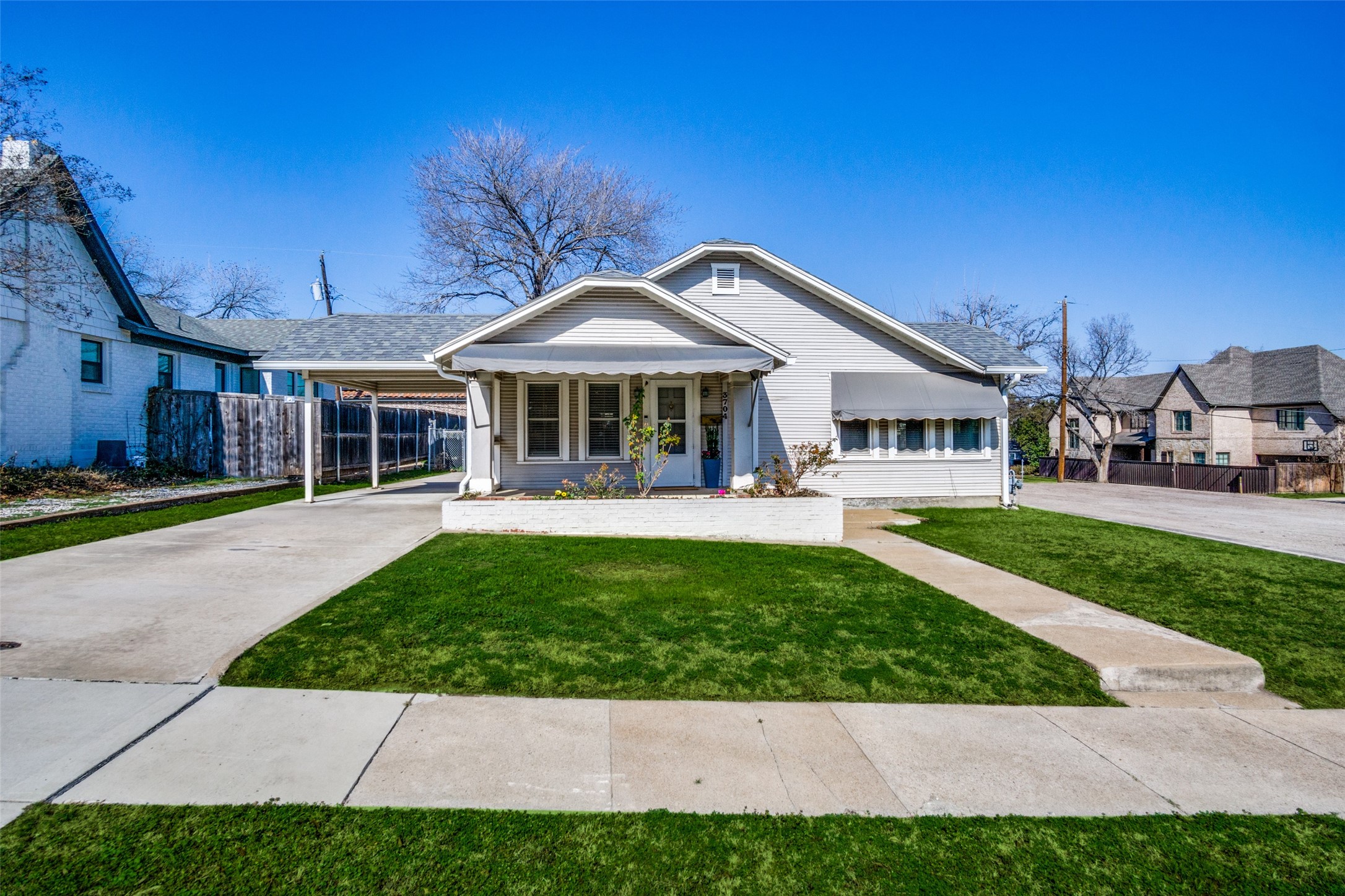 3704 W 5th Street Fort Worth TX 76107