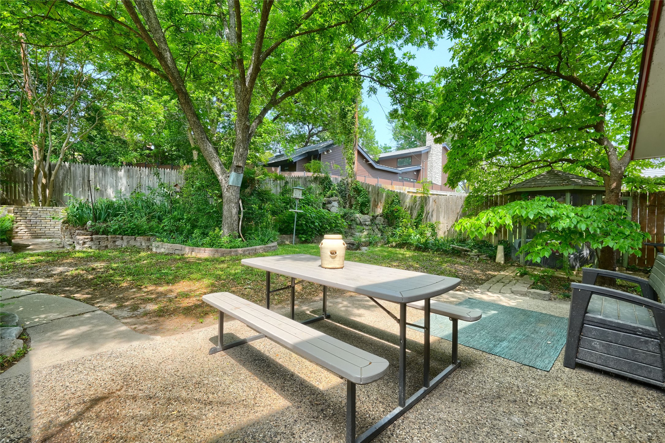 10615 Swallow Lane Dallas TX 75218