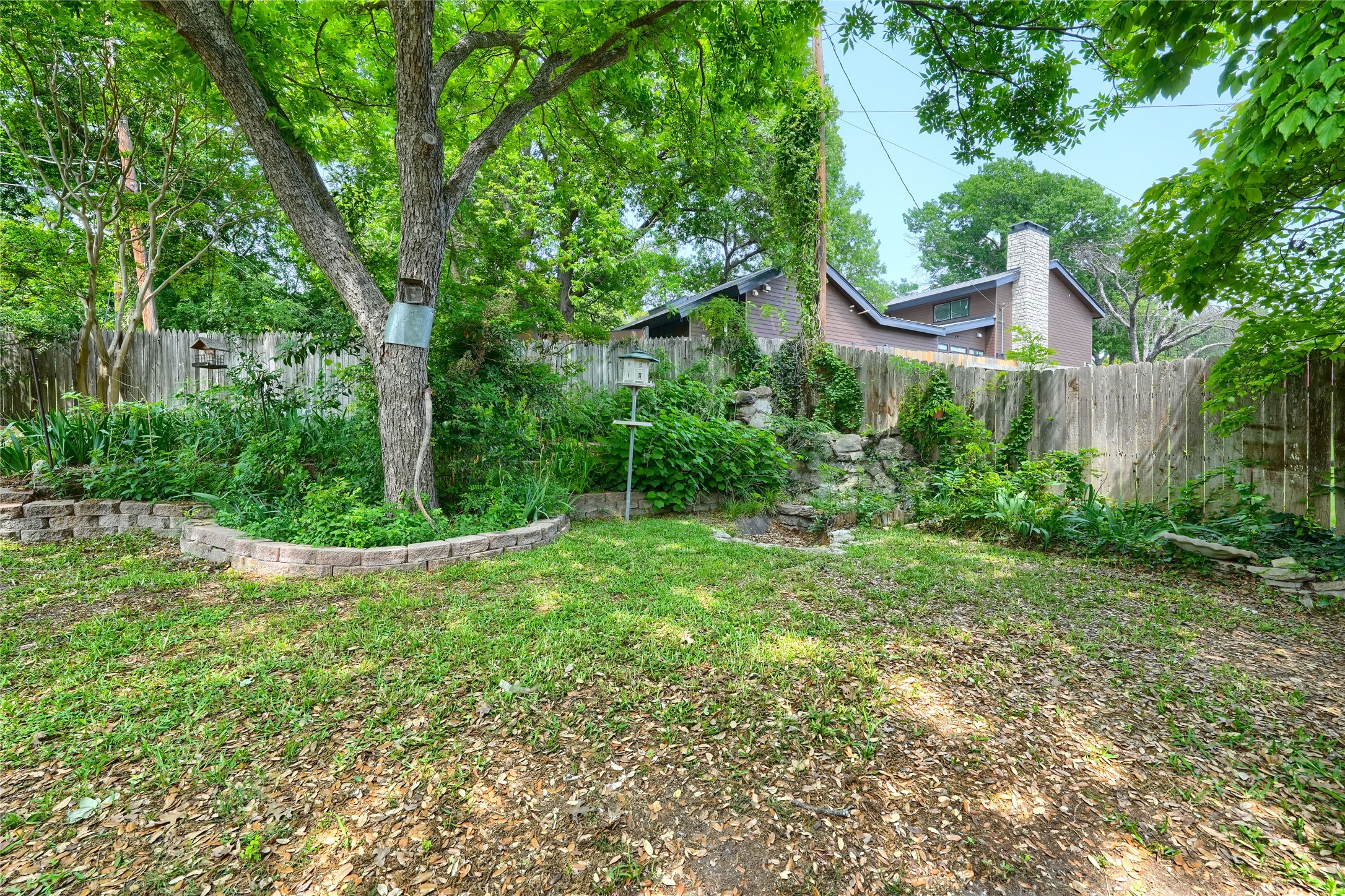 10615 Swallow Lane Dallas TX 75218