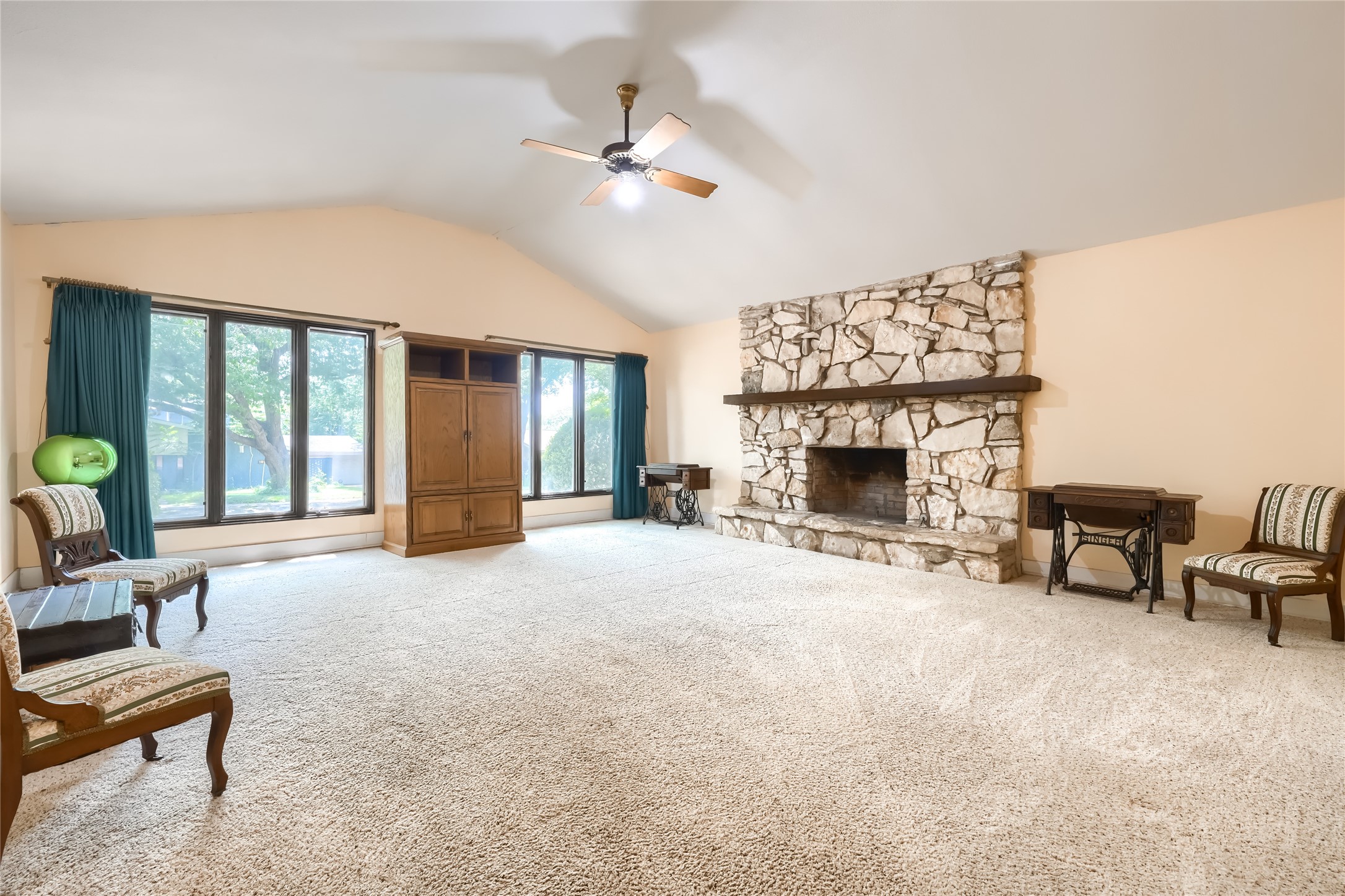 10615 Swallow Lane Dallas TX 75218