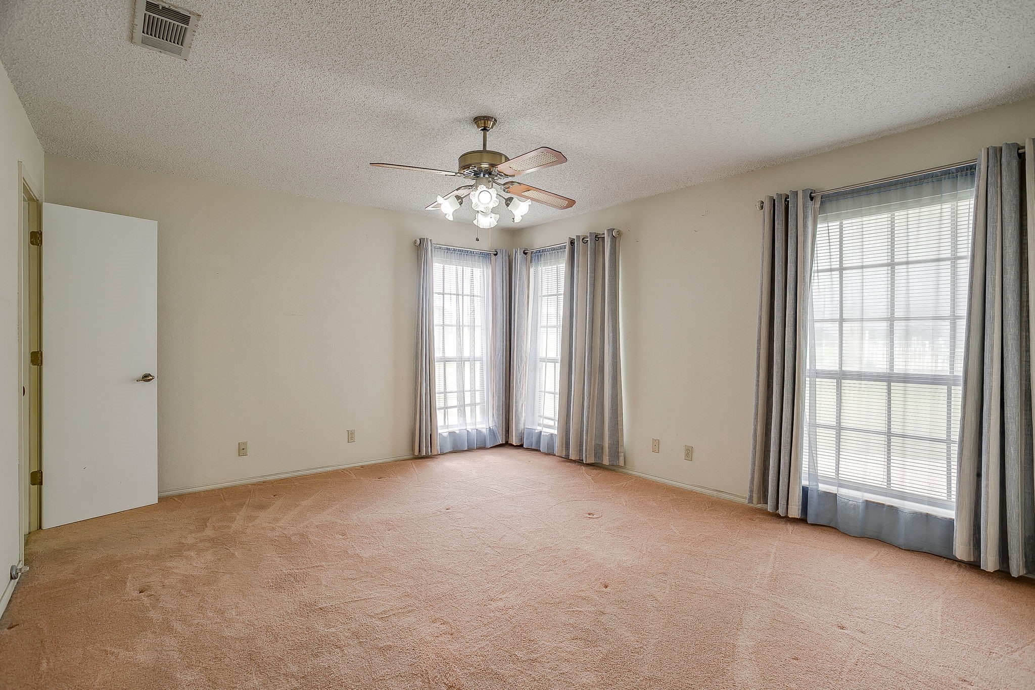 1288 Fm 67 Covington TX 76636