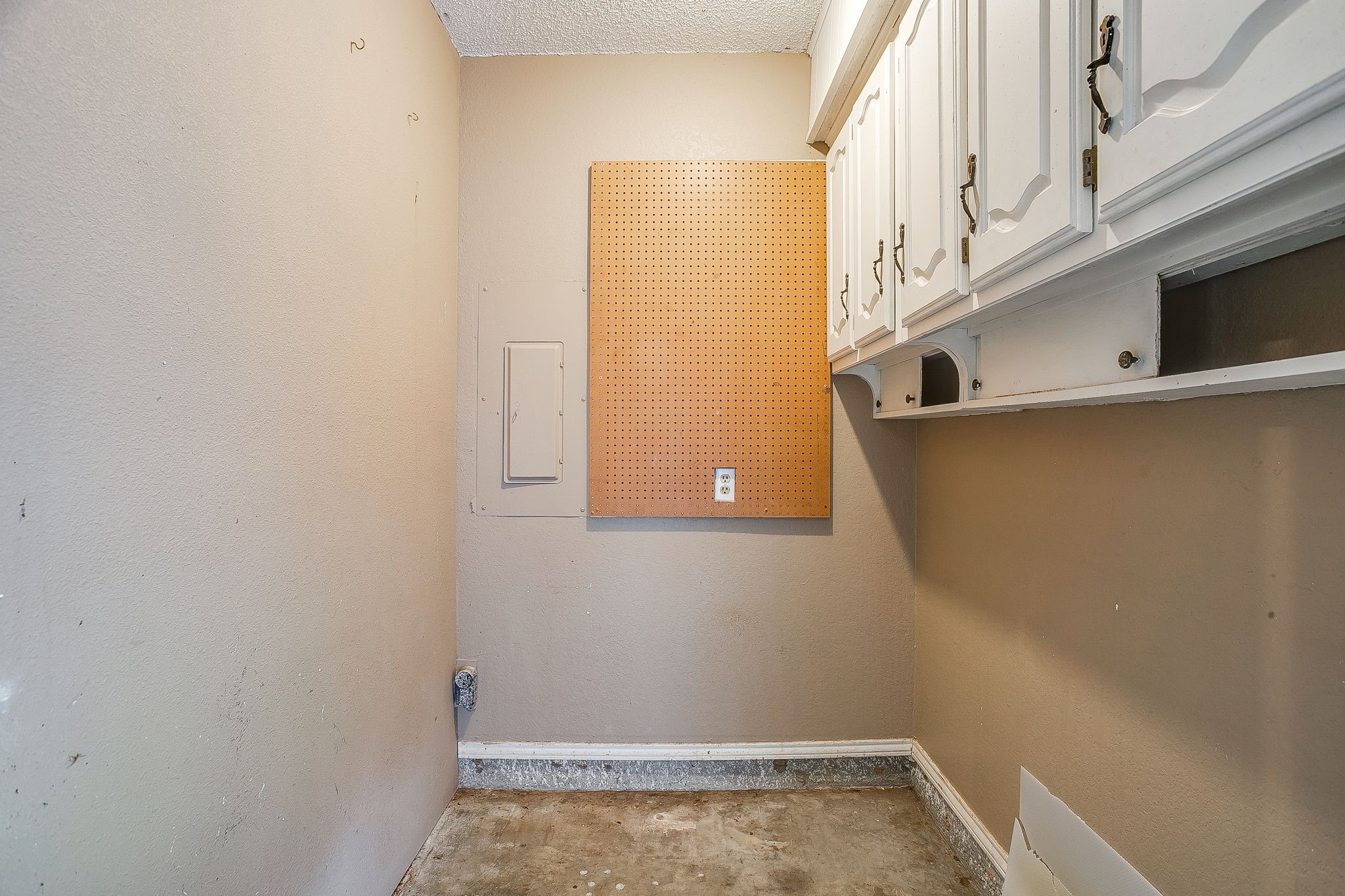 1288 Fm 67 Covington TX 76636