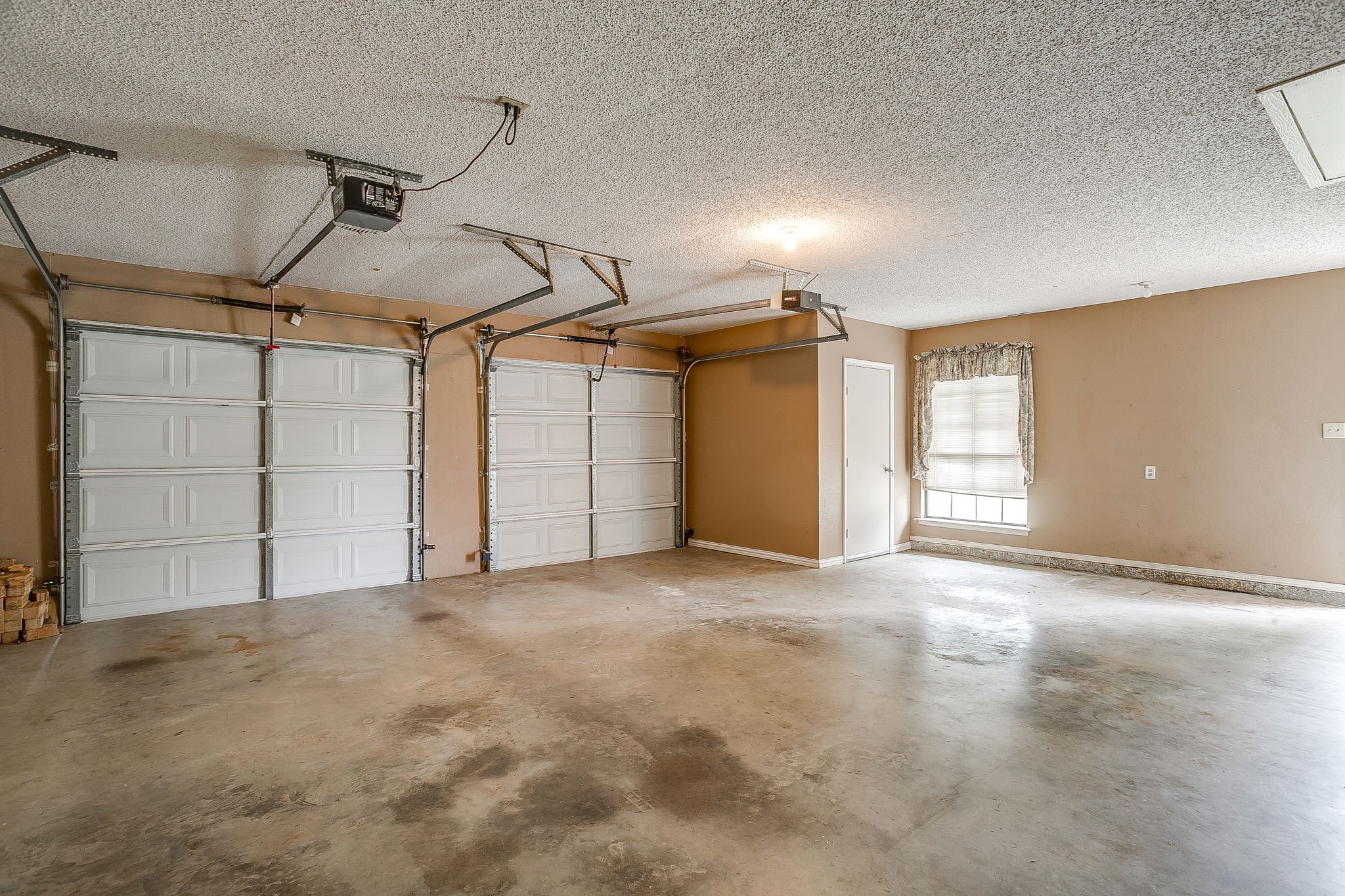 1288 Fm 67 Covington TX 76636