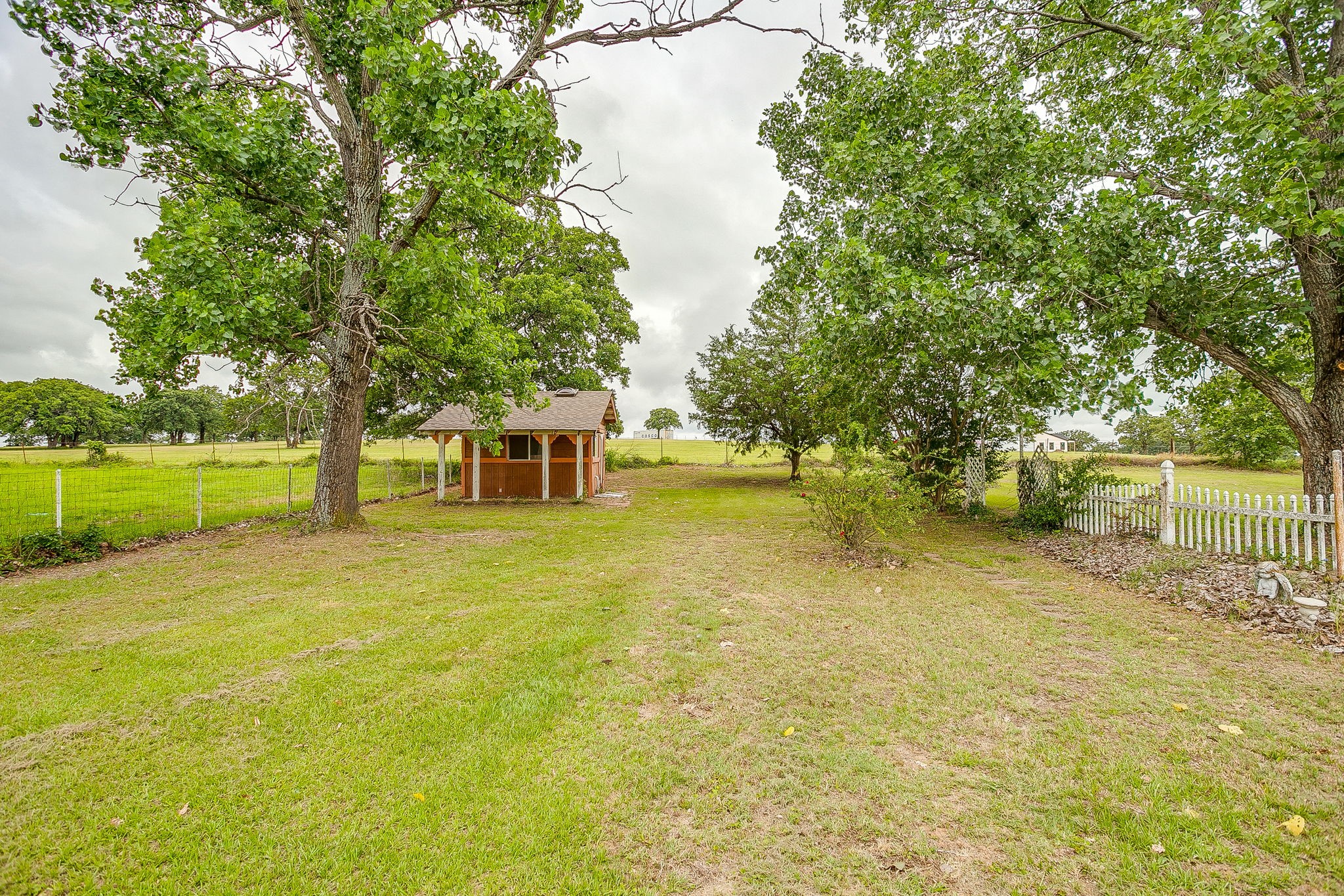 1288 Fm 67 Covington TX 76636