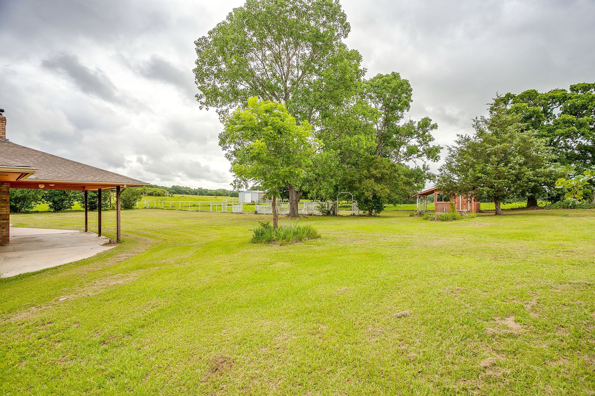 1288 Fm 67 Covington TX 76636