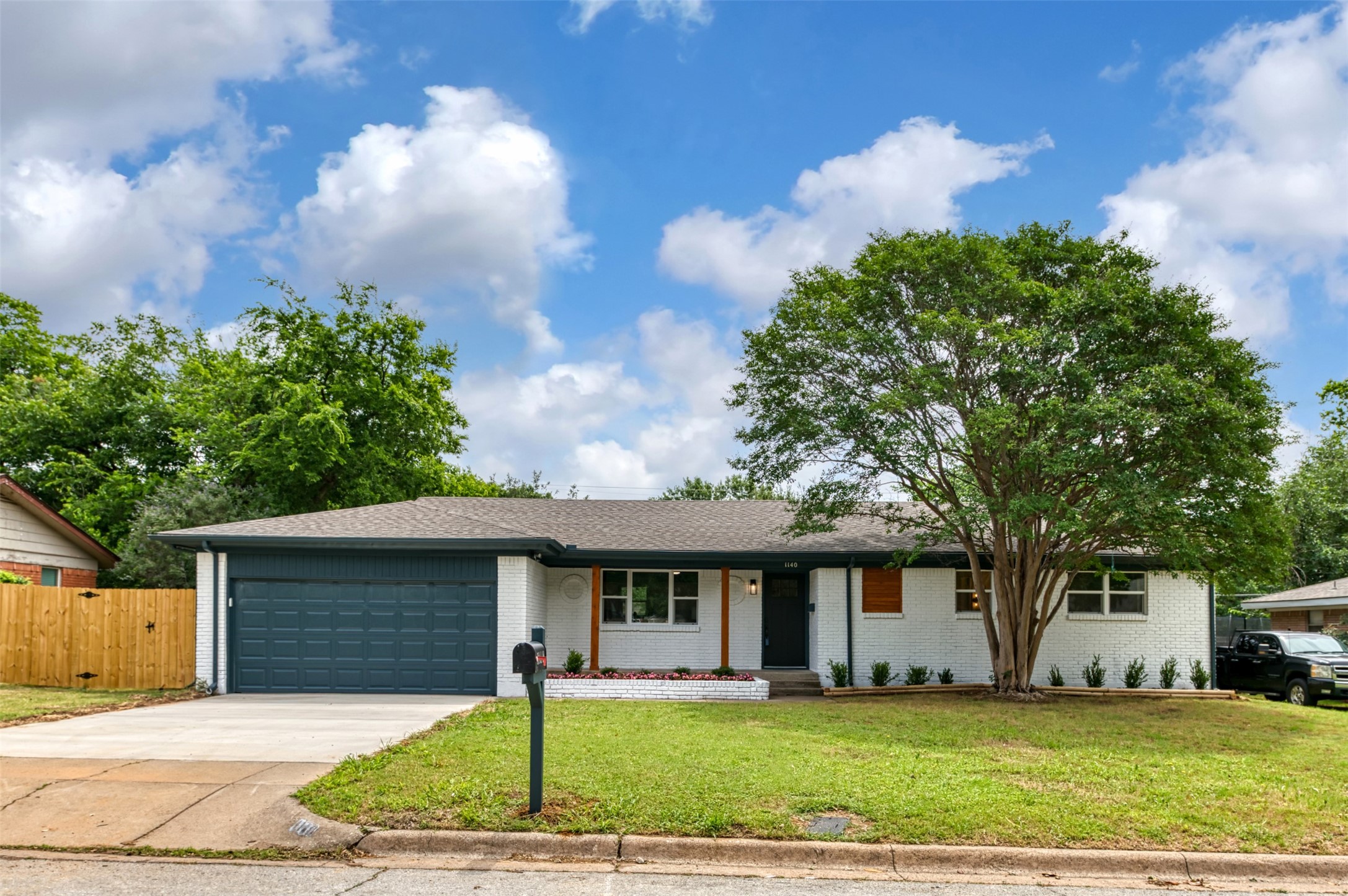 1140 Cavender Drive Hurst TX 76053