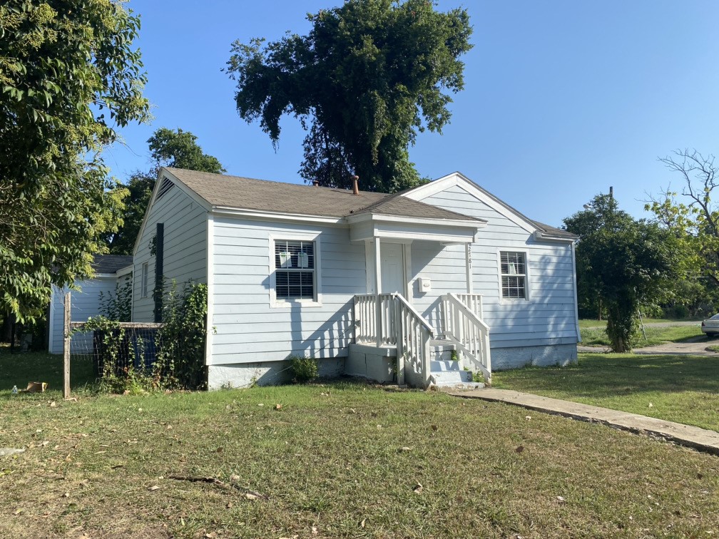 2781 Locust Avenue Dallas TX 75216