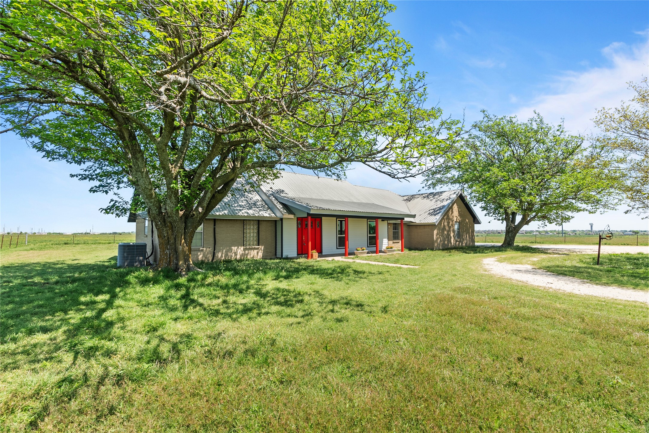 9518 County Road 913 Godley TX 76044