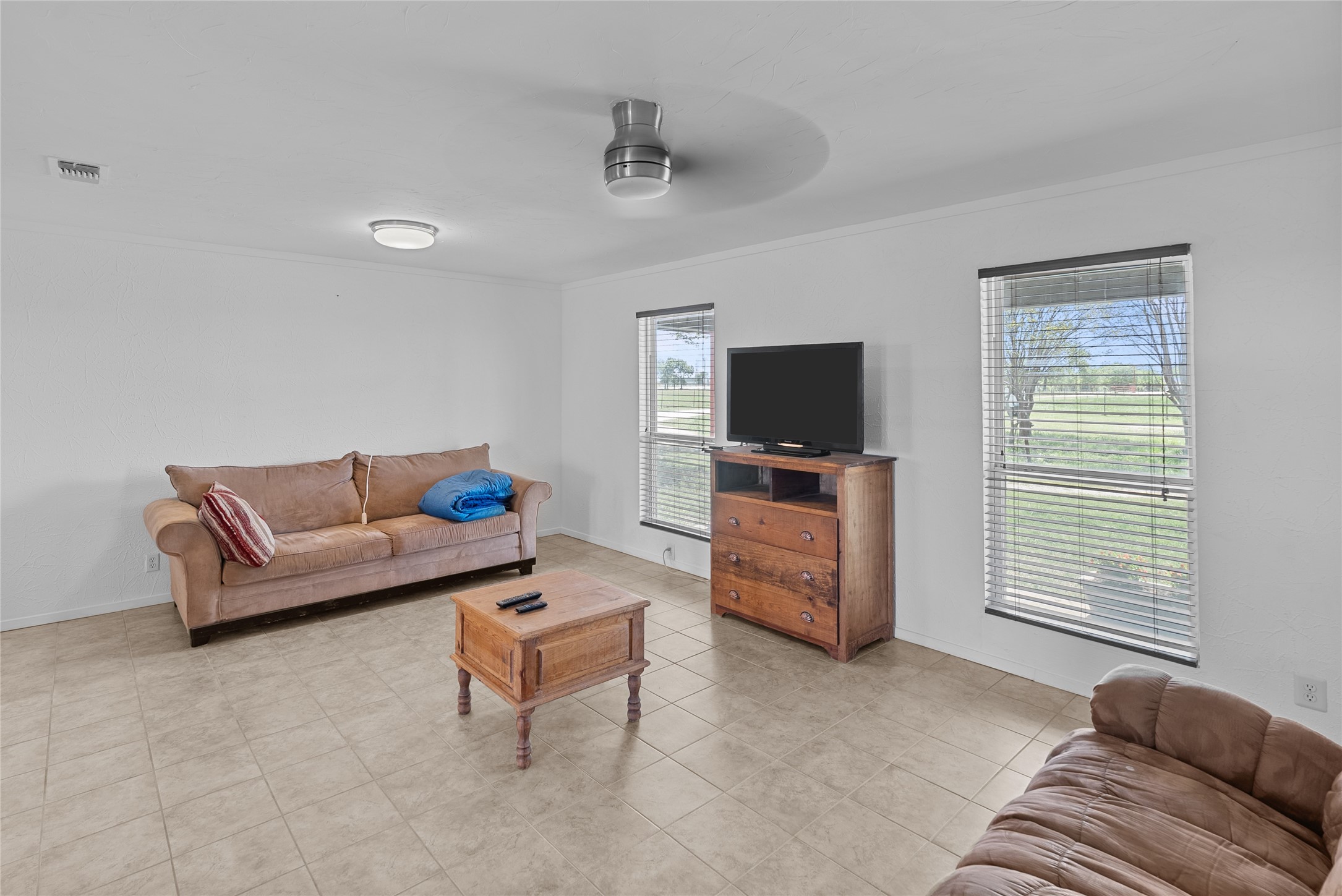 9518 County Road 913 Godley TX 76044