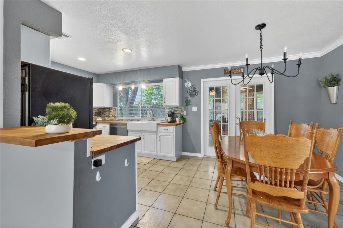 4317 Winchester Court Grand Prairie TX 75052
