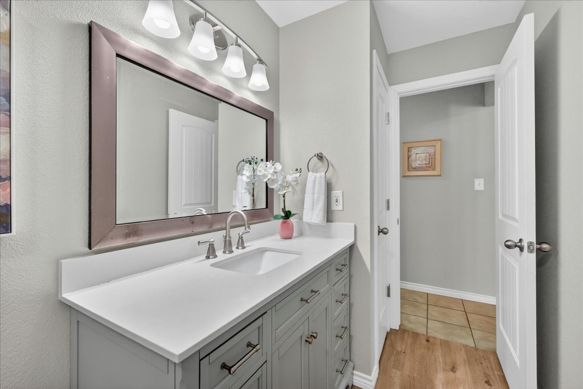 4317 Winchester Court Grand Prairie TX 75052