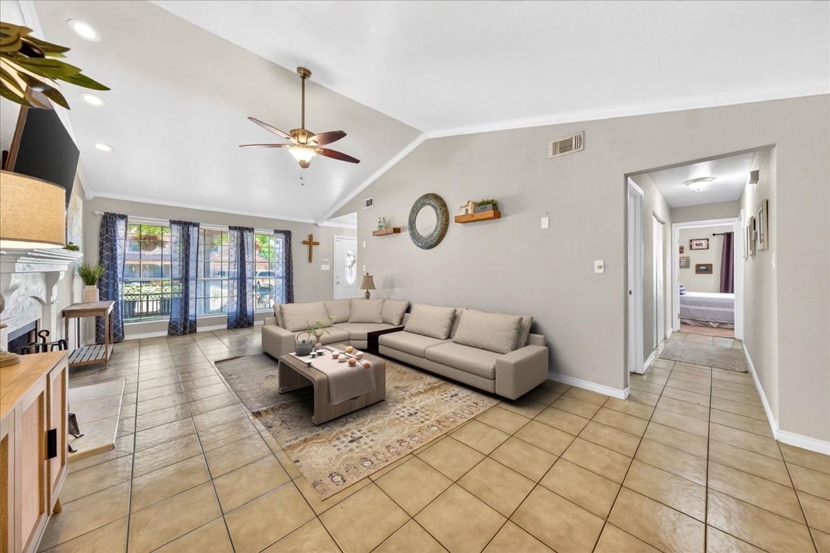 4317 Winchester Court Grand Prairie TX 75052