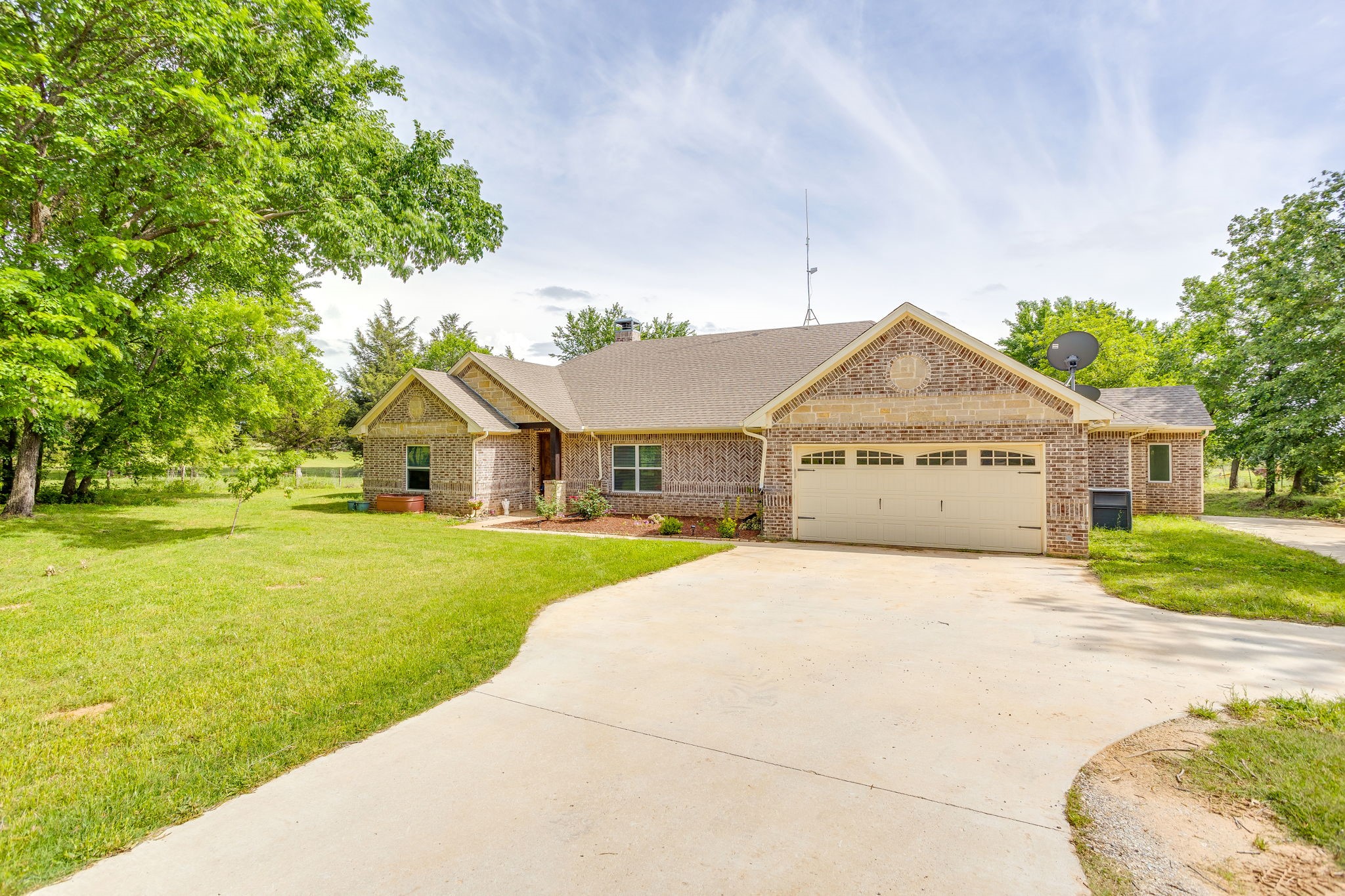 739 County Road 3696 Springtown TX 76082
