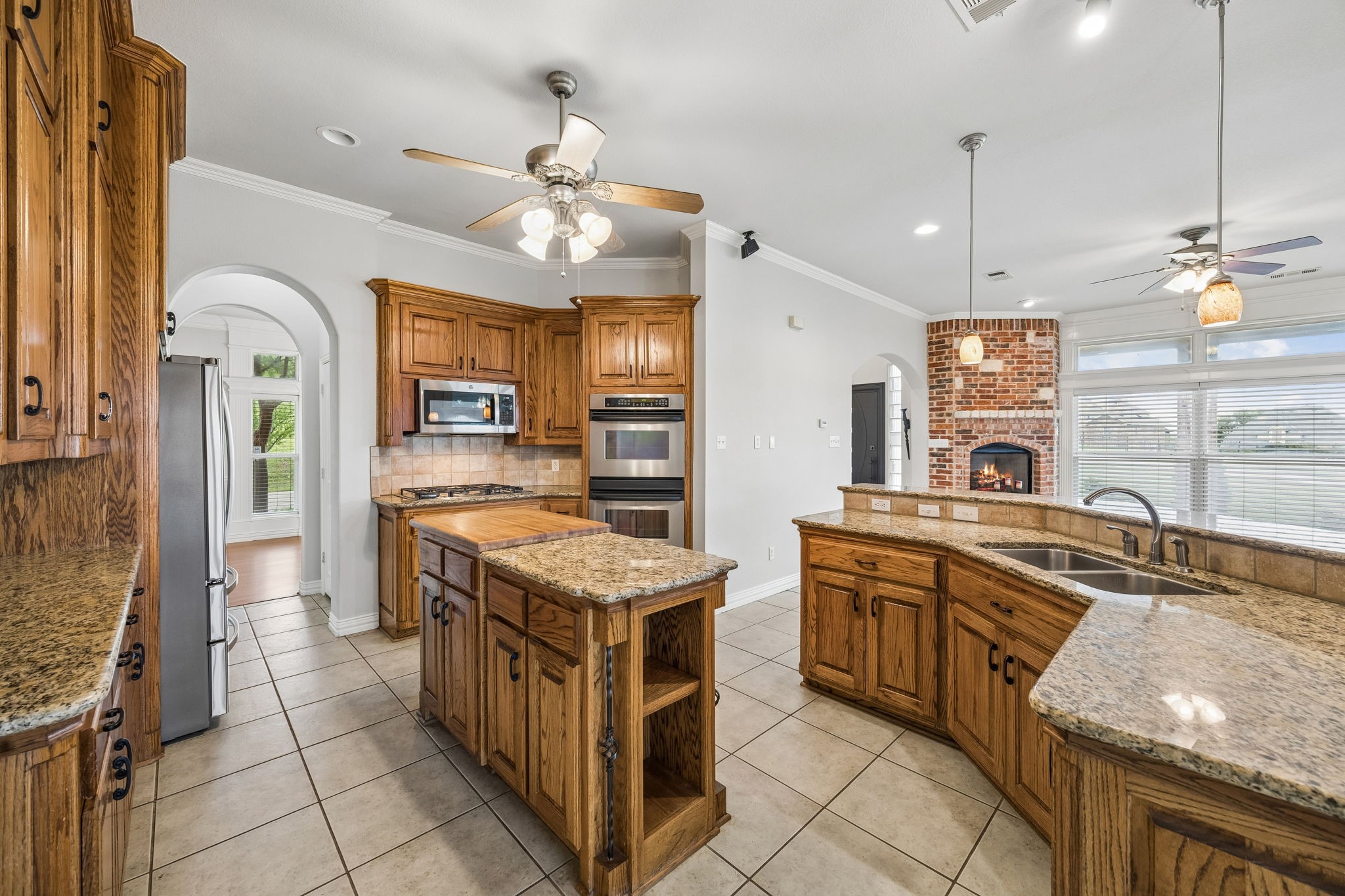3721 S Lighthouse Hill Lane Fort Worth TX 76179